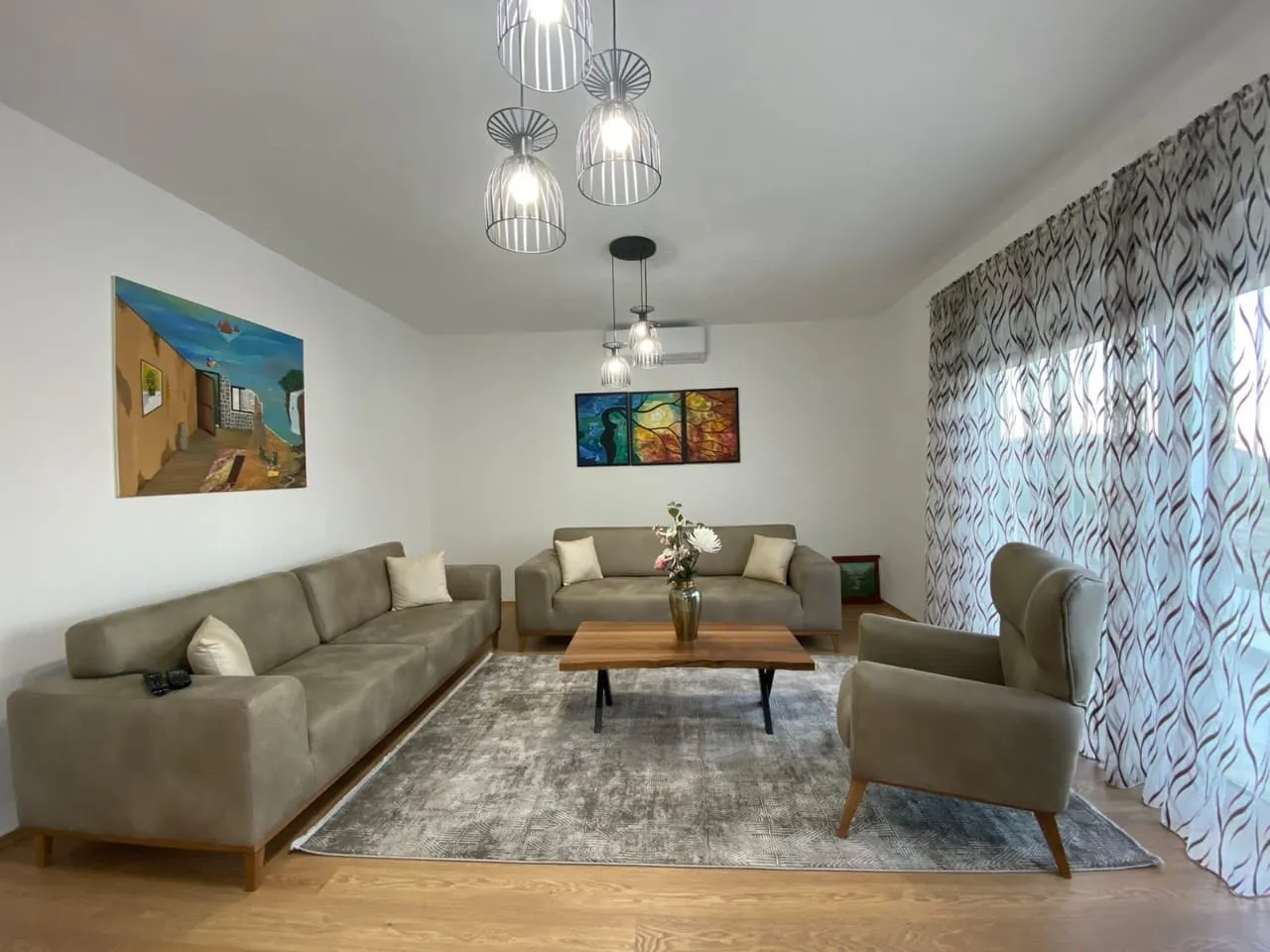 Villa on a spacious plot in a quiet place